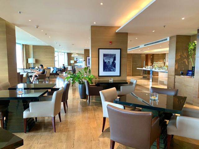ベトナム　ベトナム観光　JW Marriott Hotel Hanoiで最高のafternoon teaを！
