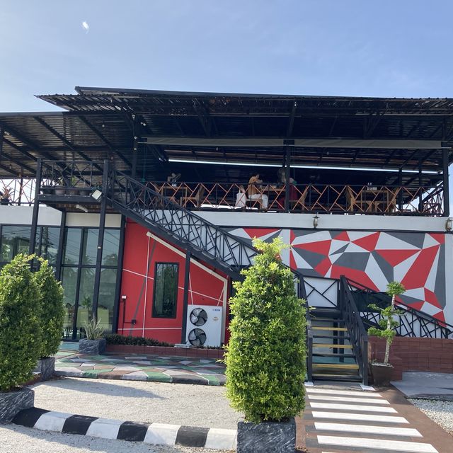 Lae Bin Cafe