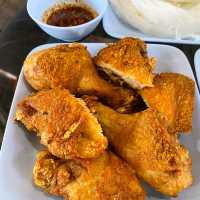 ครัวกรรณิการ์🐔ร้านไก่ทอดอร่อยในตำนานหัวหิน