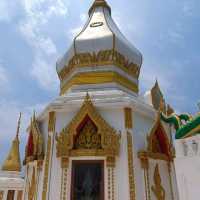 วัดดานพระอินทร์ มุกดาหาร แนะนำว่าต้องไปชม