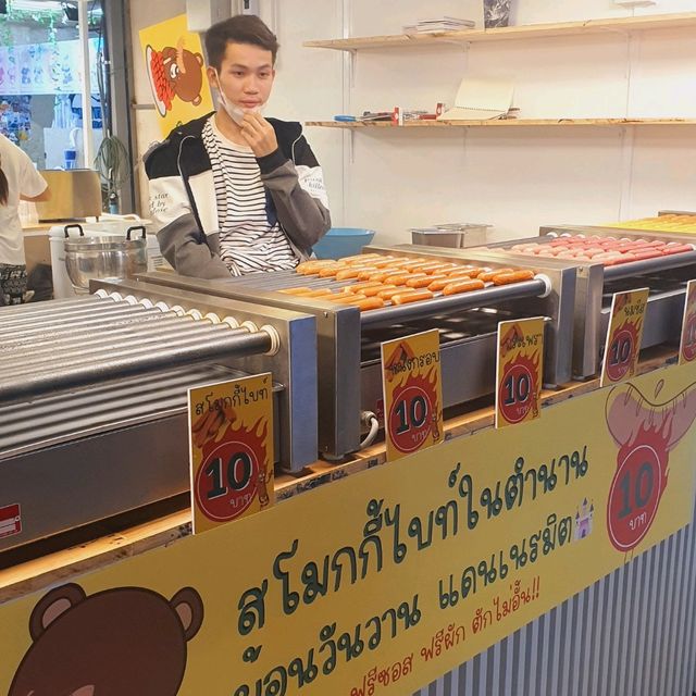 ตลาดJodd Fairs แดนเนรมิต