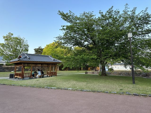 山梨・甲府。甲府駅前『舞鶴城公園』を散策。