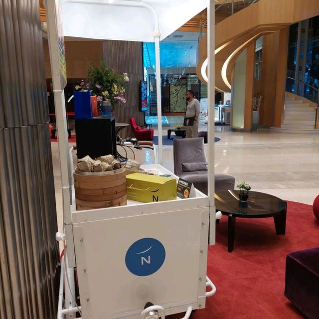 桃園飯店推薦 機場附近諾富特酒店 大片模型飛機牆 超吸睛 