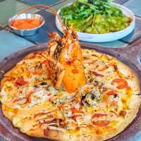 重頭戲之一就係呢個大pizza