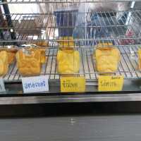 ตลาดหลวงปู่ทวด