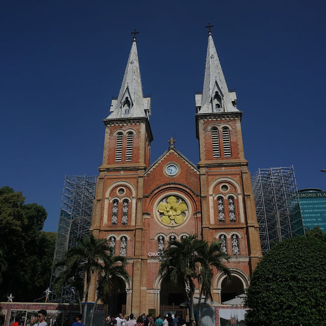 Nhà thờ Đức Bà