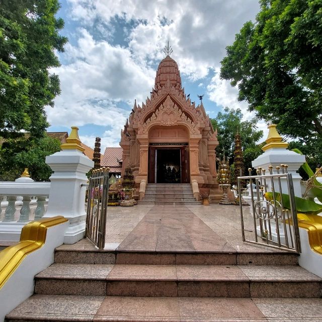 วัดไตรภูมิ