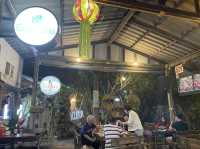 “เก๊าบ่ะต๋ากบแก้มแดง” ร้านอร่อยในเชียงใหม่