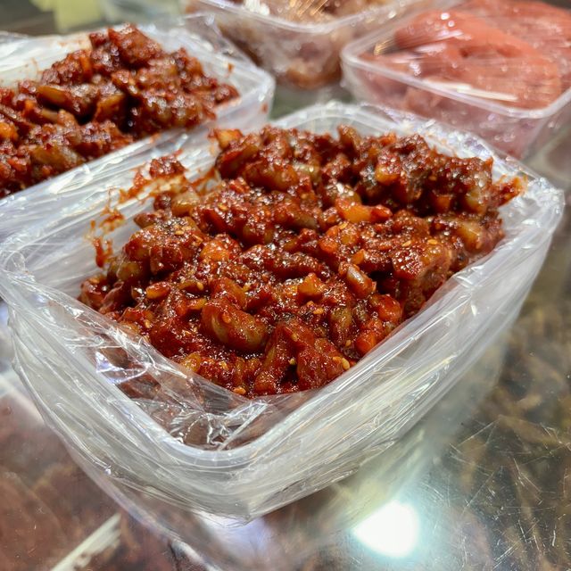 【韓国ソウル・乙支路】中部市場のタコキムチが美味しいお店「ウンジンの家/은진이네 젓갈 반찬」