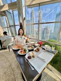 Luxury Hotel KL with BEST Twin Tower view!