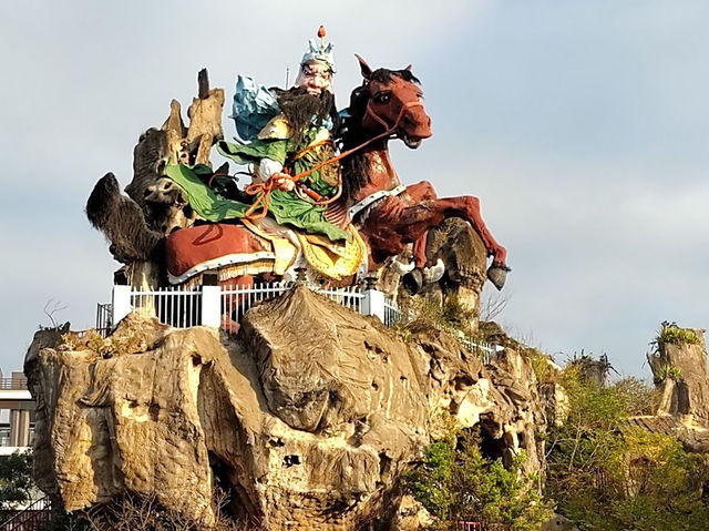 Peaceful Yuqing Temple