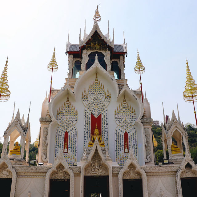 วัดข่อย จ.เพชรบุรี