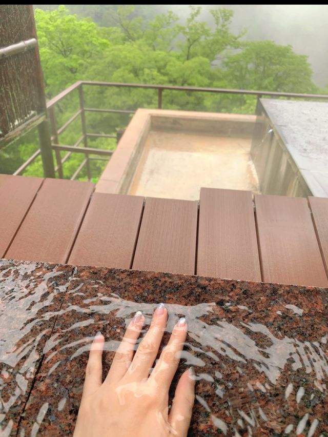 【神奈川】日本一予約が取れない?!絶景インフィニティ露天風呂があるお宿🤍