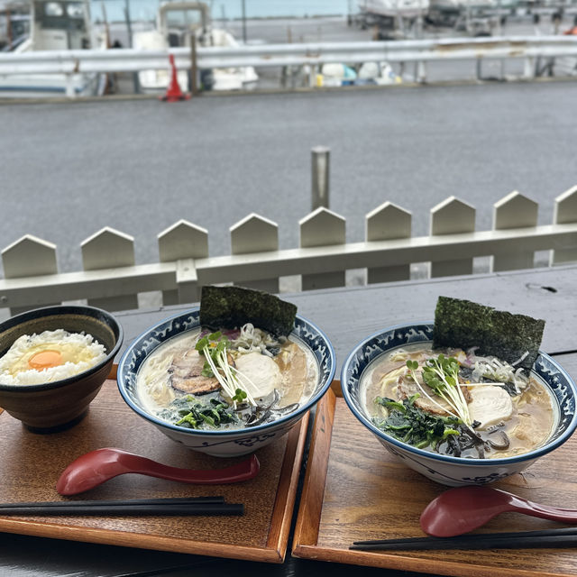 【宮古島】病みつきになること間違いなし店内がお洒落な鶏白湯宮古そば
