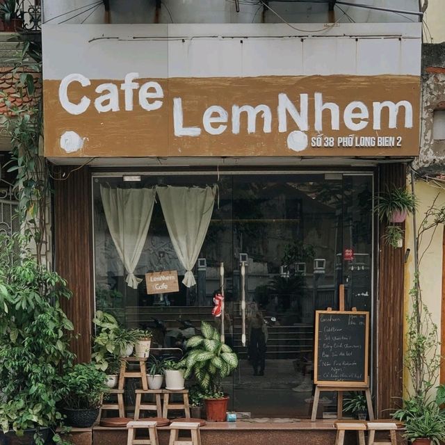 LEMNHEM CAFE 
