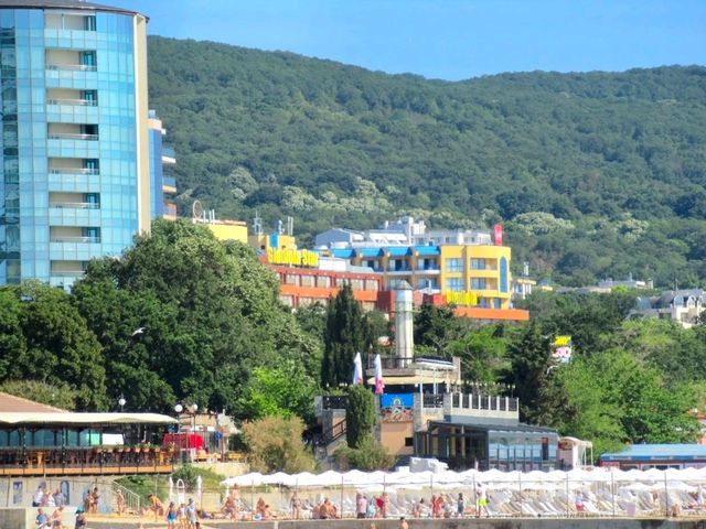 Riviera Beach Free Zone