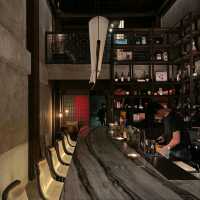 Be_ep books and bar