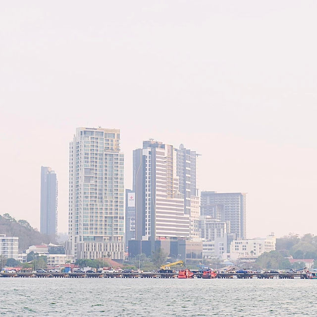 โรงแรมที่ทำให้การมาพักที่ศรีราชานั้นไม่เหมือนเดิม😍