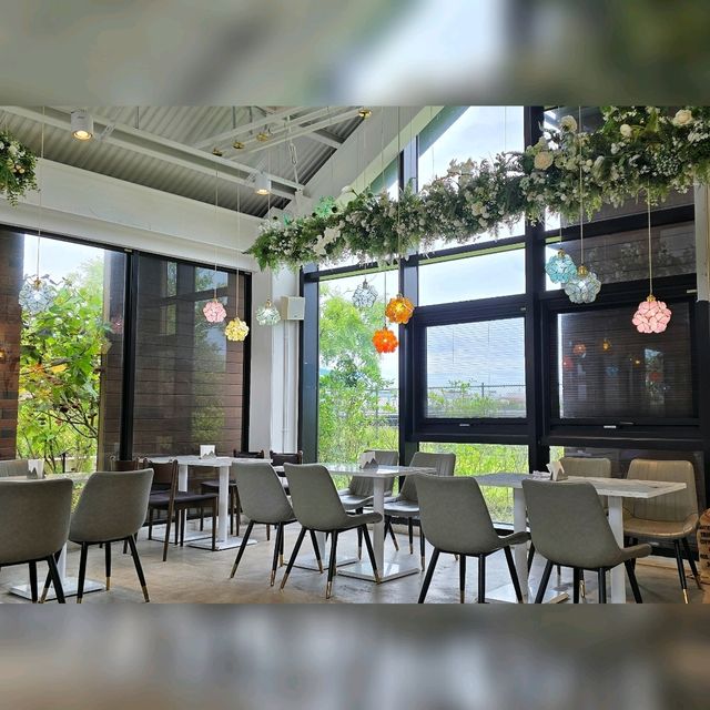 赫蒂法莊園城堡餐廳😋