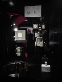 【入場無料】DIORの展覧会MISS DIOR EXHIBITION ある女性の物語✨
