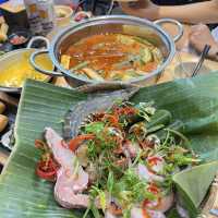 ร้านอาหาร Local Seafood ของคนท้องถิ่นใน Danang