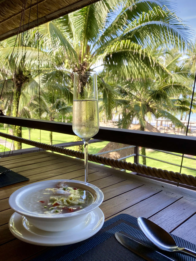 อาหารเช้ารวมแชมเปญไม่อั้น🍾 Amazing เกาะกูด🏝️