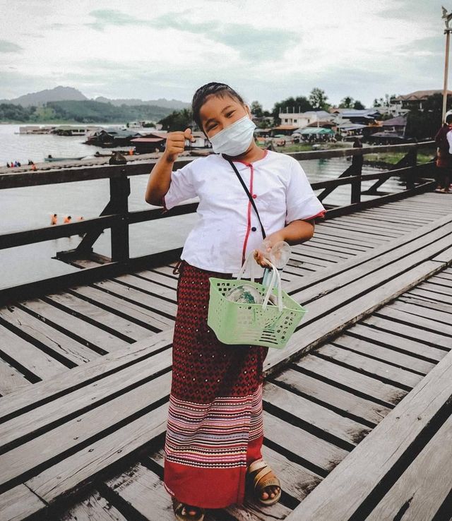 เสน่ห์ของสะพานมอญ@กาญจนบุรี