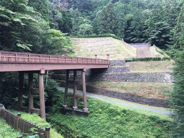 歷史的沉思：八王子城御主殿跡的壯麗遺跡