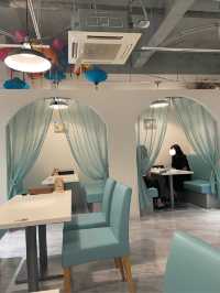 【カナの魔法たまごCafe】 パンケーキと可愛らしいライトブルー
