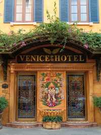 Great location, Venice Hotel