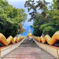 “วัดพระใหญ่“ วัดสวยบนเนินเขาพัทยา