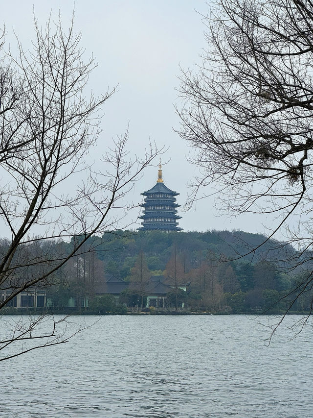 🚶🏻‍♂️ 280 Years Bridge