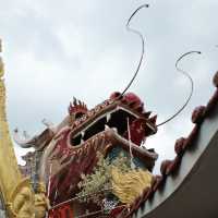ไปพิชิตยอดมังกรที่ "วัดสามพราน" 