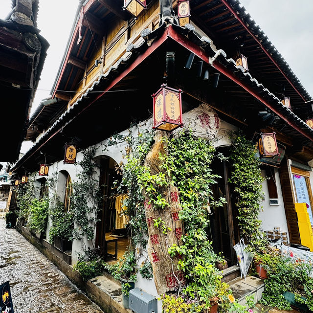 Quirky finds in cosy old town