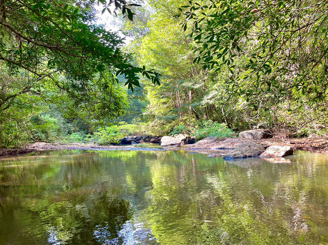 พบความเงียบสงบ ที่น้ำตกศรีดิษฐ์