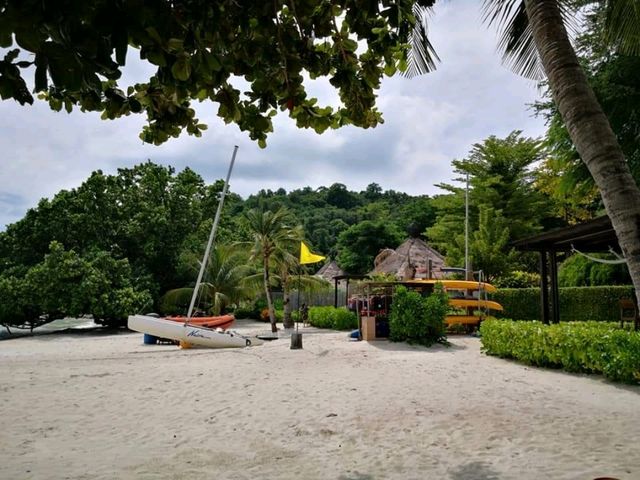 รีวิว Paradee resort อ่าวกิ่ว