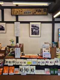 富山の老舗薬屋さんで丸薬製造体験！