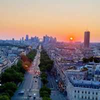 Sun-Kissed Splendor: Arc de Triomphe's Twilight Majesty