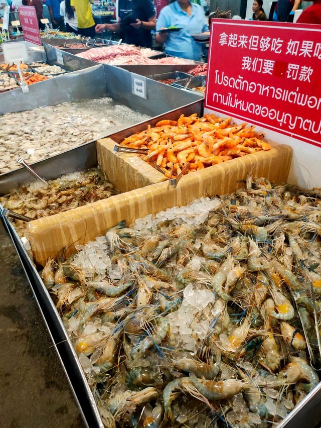 Exploring Hatyai: From Morning Markets to Mookata Delights
