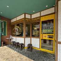 Indonesian Delights: A Gastronomic Adventure at Wareqpol
