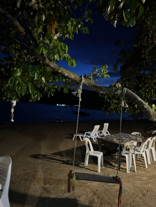Joy Beach Cafe 🏄🏻‍♀️ คาเฟ่ริมทะเล บรรยาศดี้ดีย์