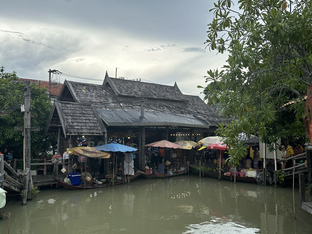 เที่ยวตลาดน้ำ 4 ภาค ที่พัทยา 📸✨