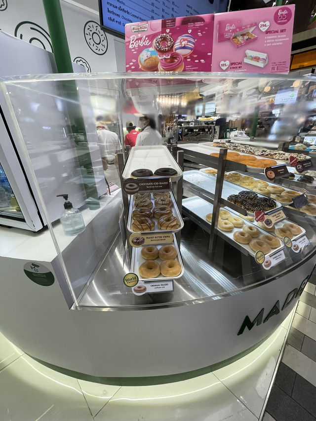 "曼谷味蕾探險：Krispy Kreme 冬甩店冬季美味篇🍩💖"