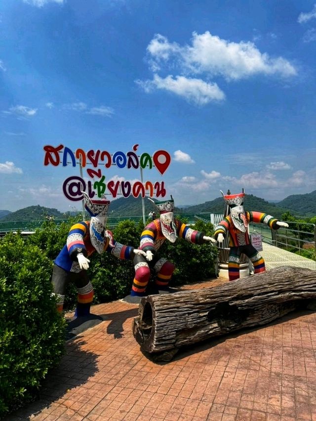 Sky Walk วิวแม่น้ำโขง