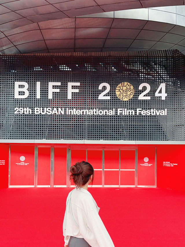 韓國🇰🇷 ｜走上釜山國際電影節紅地毯是甚麼感覺💃🏻 必去釜山殿堂🎬
