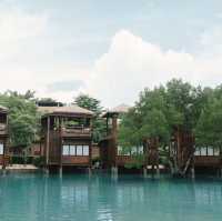 The BlueSky Resort เกาะพยาม