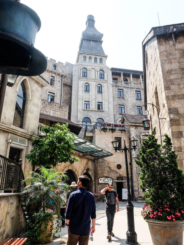 หมู่บ้านฝรั่งเศสบนเนินเขา BA NA HILLS ดานัง