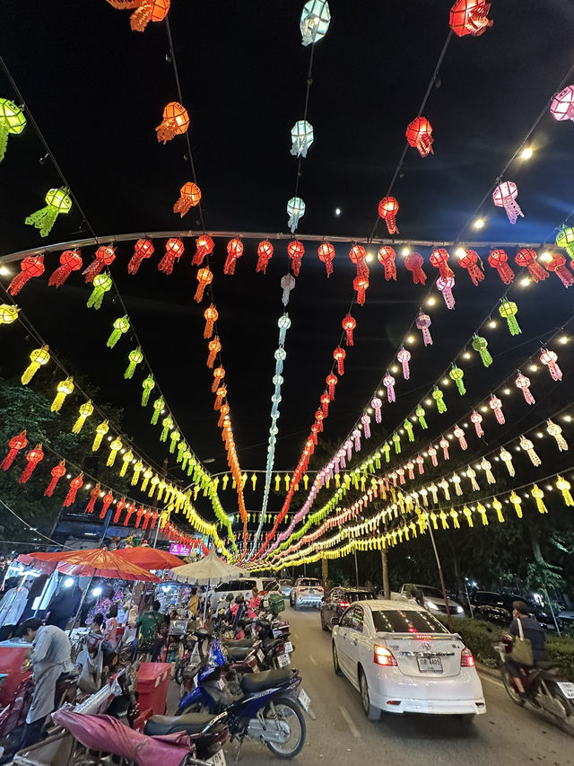 ทริปบินขึ้นเหนือเที่ยวงานช่วงวันลอยกระทง