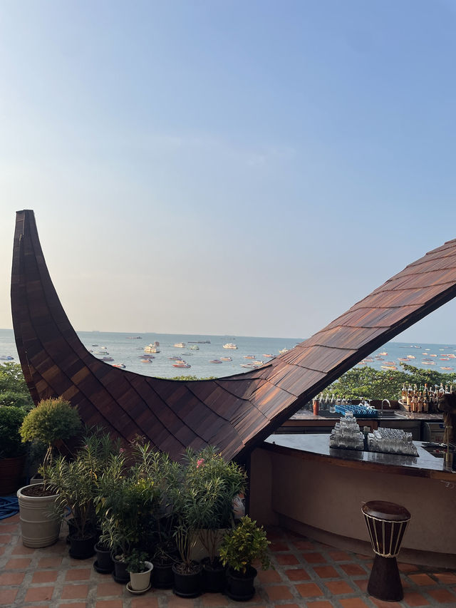 Moon Whale Pattaya Rooftop & Sunset Bar