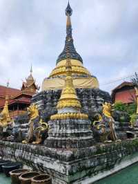 【チェンマイ】赤扉の写本保管庫 Wat Muen Lan